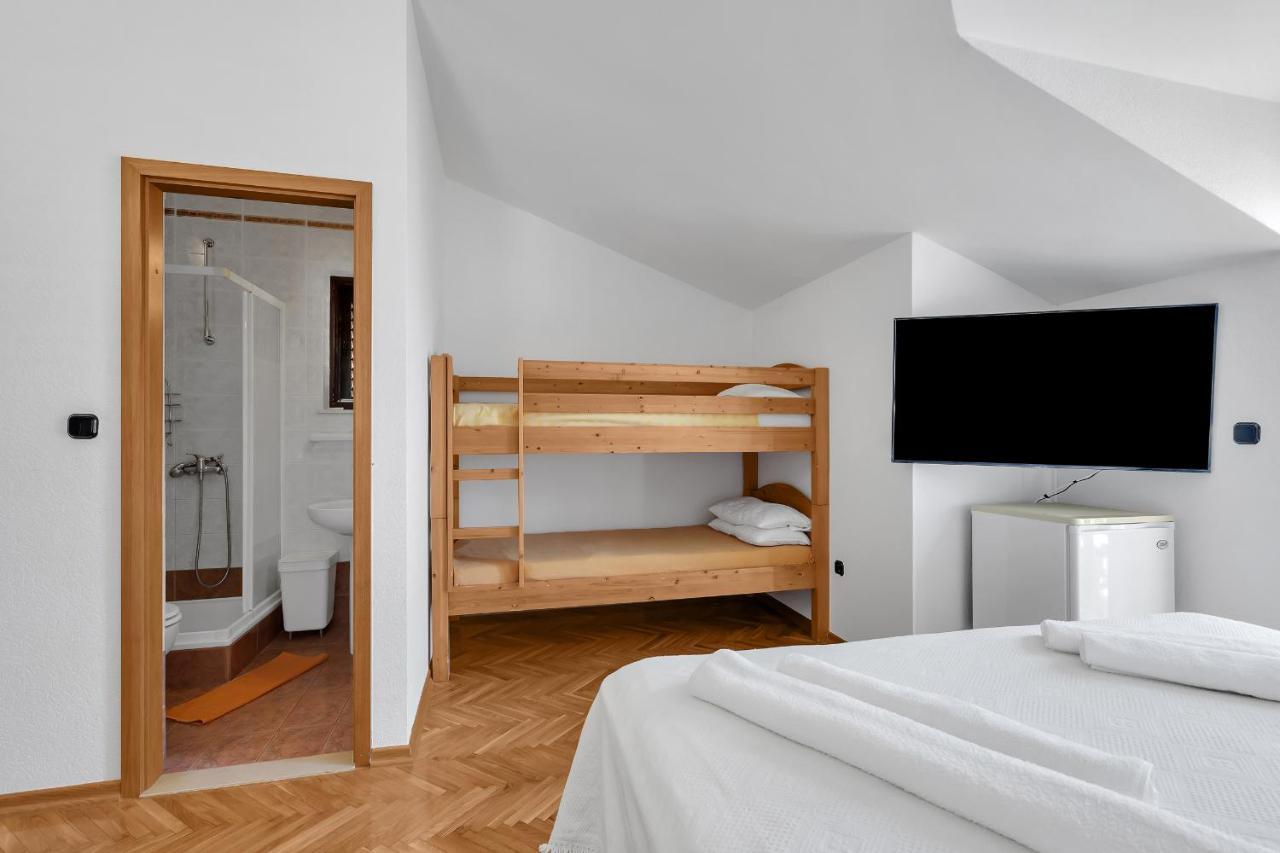 Guest House Lazeta Duće 외부 사진